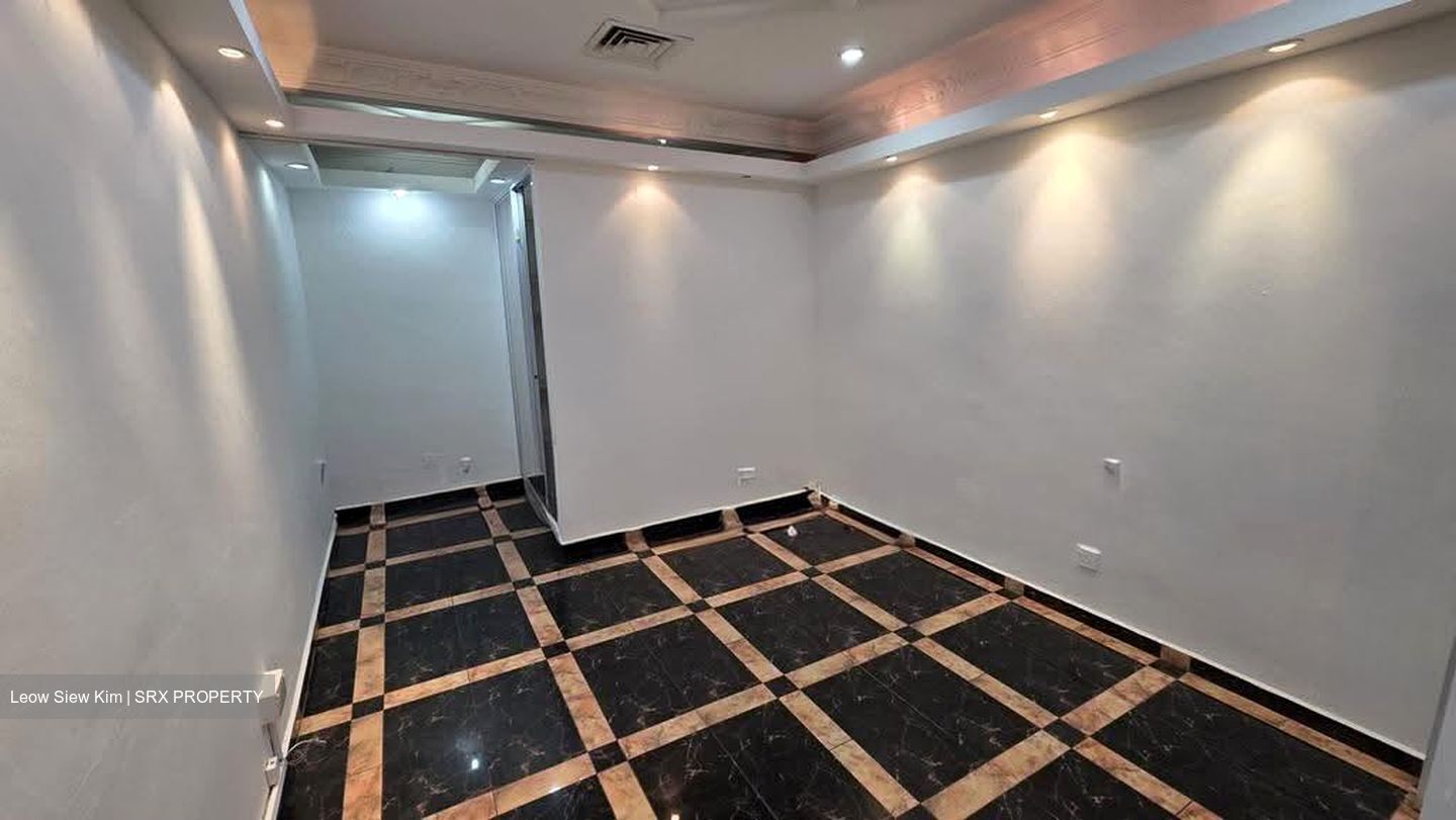 Bukit Timah Shopping Centre (D21), Shop House #627363851